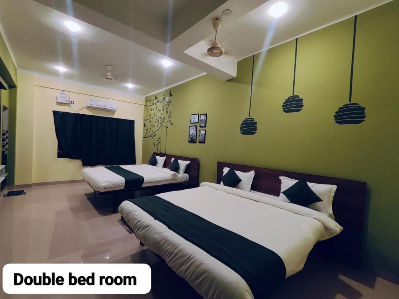 Emerald Euphoria The Luxury Stay Near Infocity Best Seller Bhubaneswar Exterior photo